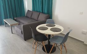 Manoli Apartments